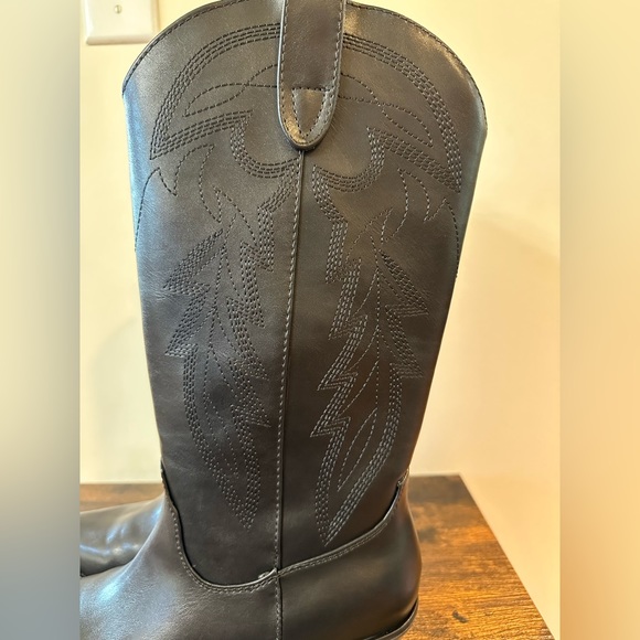 Madden Girl Women’s Redford Black Cowboy Boots NWT Size 6 - Picture 4 of 7